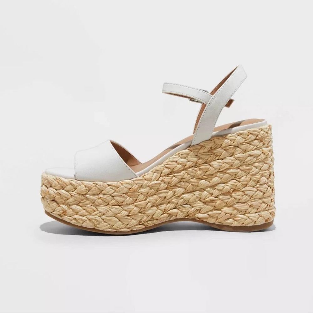 Universal Thread Cream Woven Wedge Sandals Size 10 - Picture 2 of 3